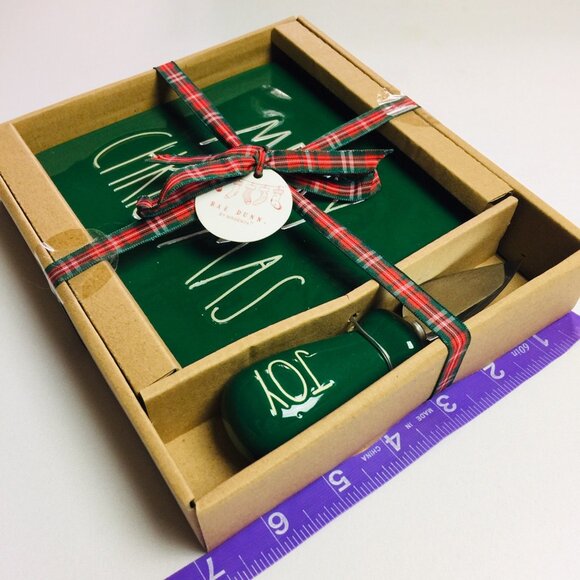 NIB Rae Dunn ‘Merry Christmas’ Serving Tray Holiday 2 Pc Gift Set - Picture 5 of 6